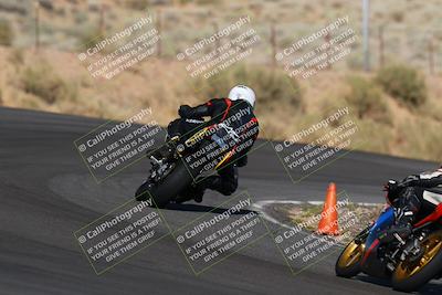 media/Apr-19-2025-AHRMA (Sat) [[3d98ca3309]]/Race/Group 8/Turn 4/